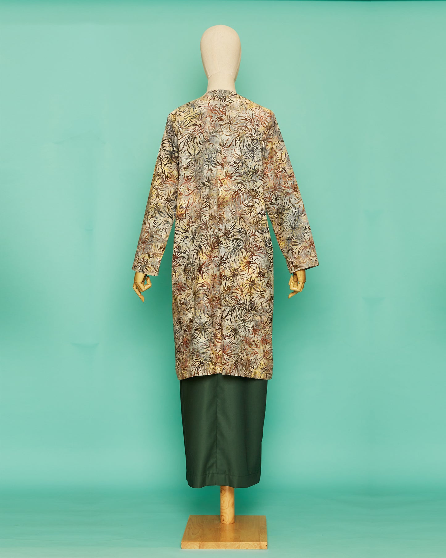 Women: Flowerdot Kurung (Light)
