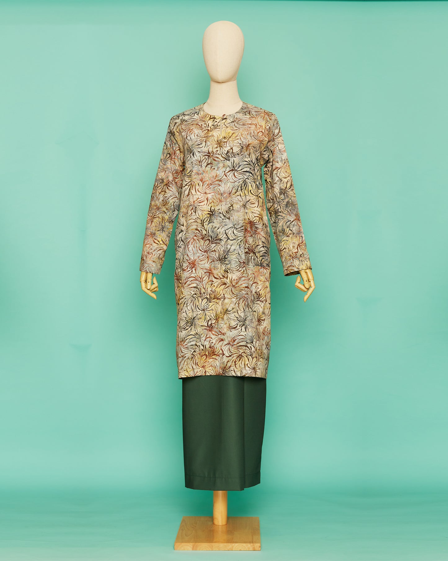 Women: Flowerdot Kurung (Light)