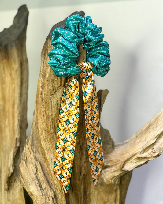 Batik Scrunchie: Emerald